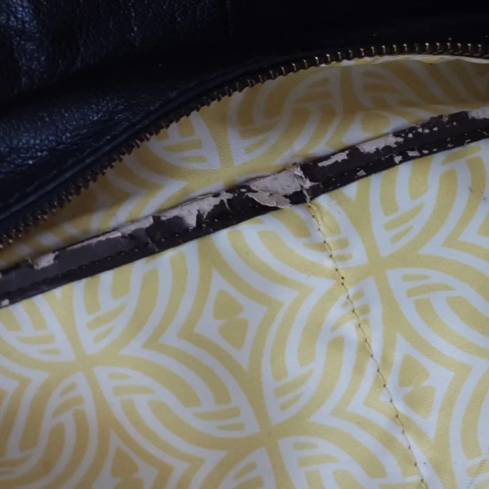 ANTONIO MELANI Leather Navy Blue Quilted Gold Double Strap Handbag W/Dus…